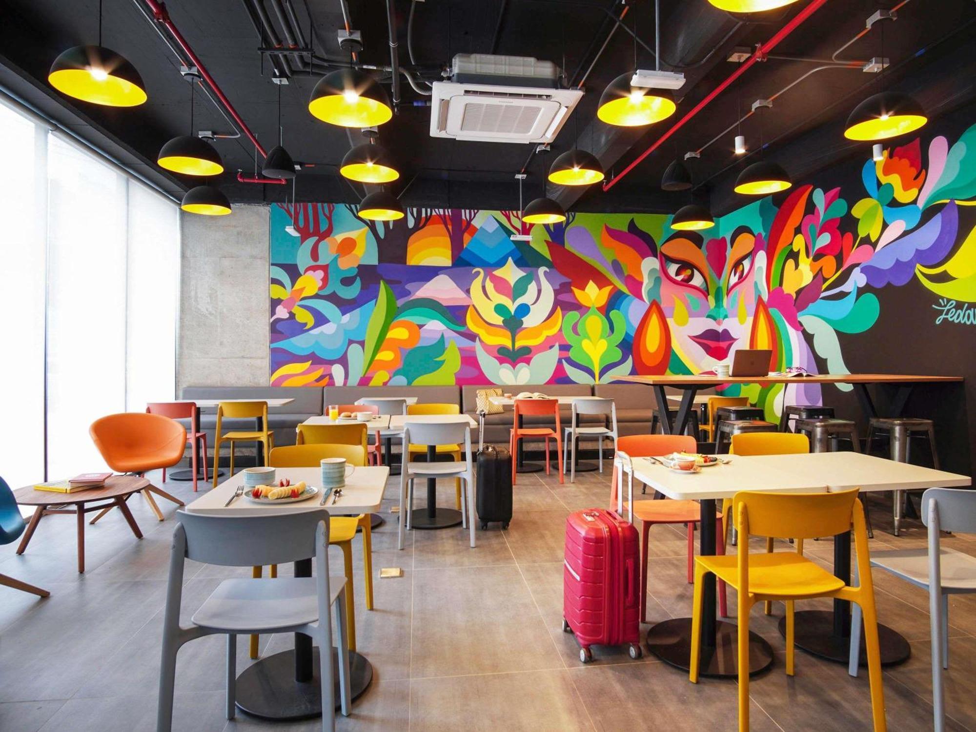 Ibis Budget Bogota Marly Экстерьер фото