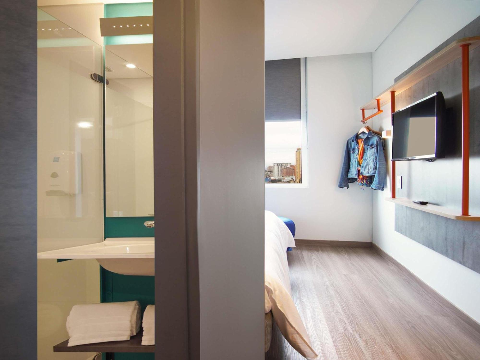 Ibis Budget Bogota Marly Экстерьер фото