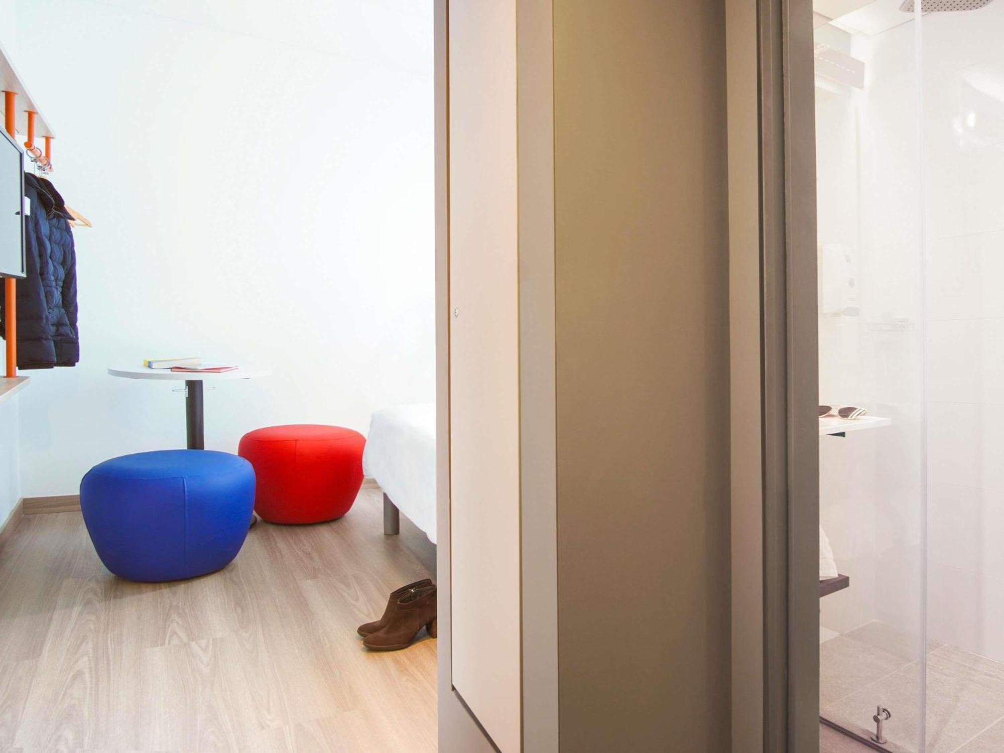 Ibis Budget Bogota Marly Экстерьер фото